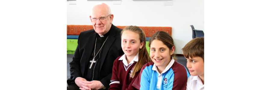 Bishop visits Confirmation candidates