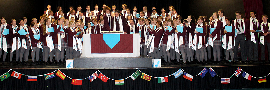 2016 graduates celebrate excellent ATAR results