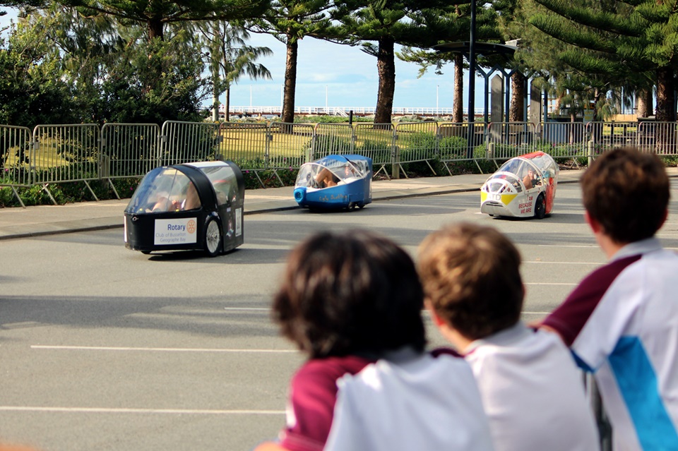 Students and sun shine at Pedal Prix (3)