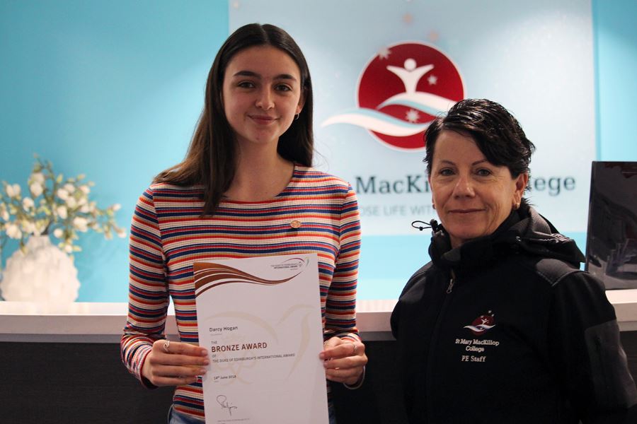 Student awarded bronze for Duke of Edinburgh