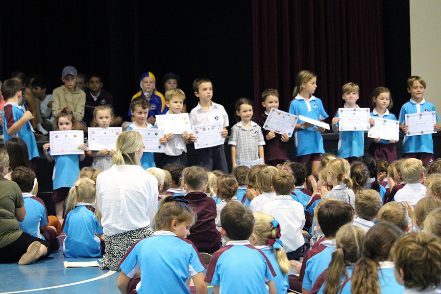 Primary Assembly and Awards (4)
