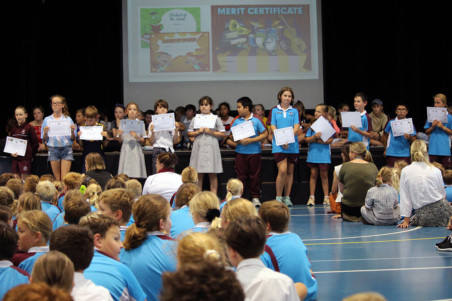 Primary Assembly and Awards (8)