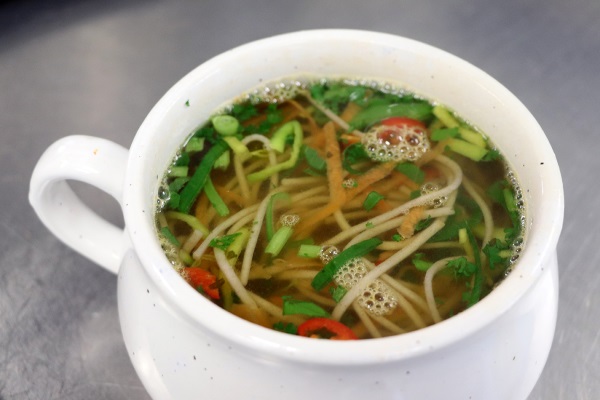 A fresh approach to school lunches (1)